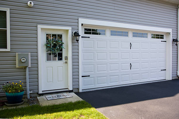 24/7 Emergency Garage Door Roller Replacement experts in Stafford Springs, CT